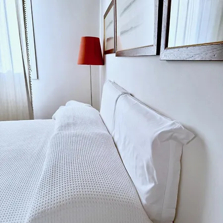 Capitan Antonin Gæstehus 3*