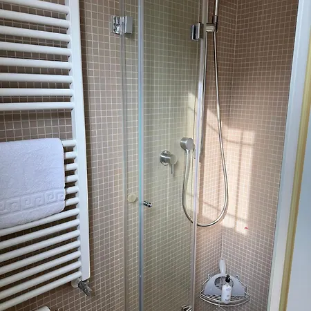 Capitan Antonin Gæstehus 3*